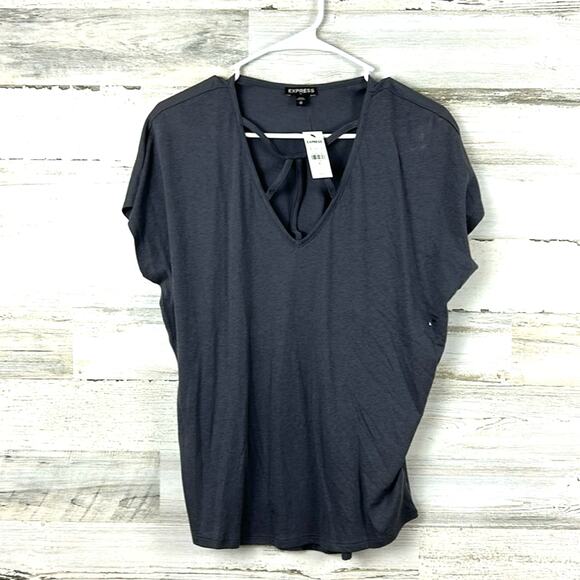 Express Womens XS Dark Gray V-Neck Short Sleeve Lightweight T-Shirt Top NEW - Picture 1 of 6